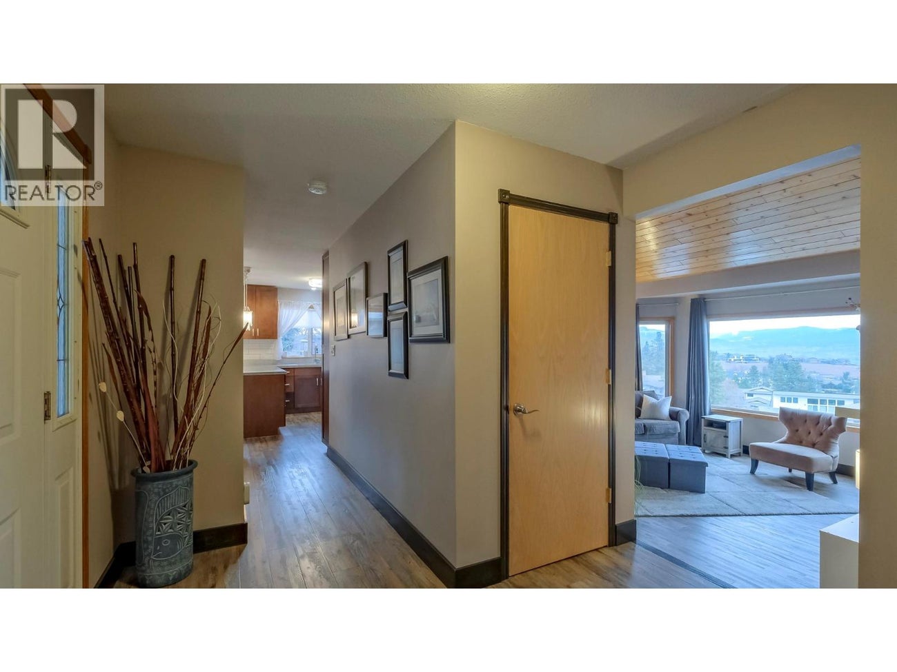 1108 Menu Road - West Kelowna Single Family for Sale, 5 Bedrooms (10379603)# - 24