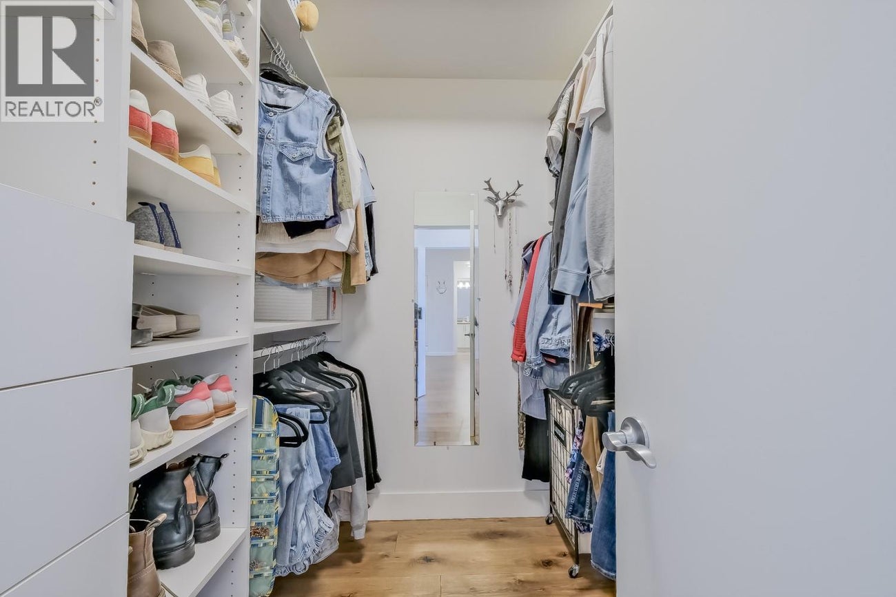 1160 Bernard Avenue Unit# 215 - Kelowna Single Family for Sale, 2 Bedrooms (10380948)# - 23