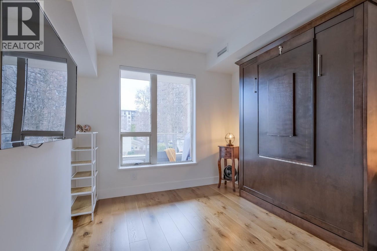 1160 Bernard Avenue Unit# 215 - Kelowna Single Family for Sale, 2 Bedrooms (10380948)# - 24