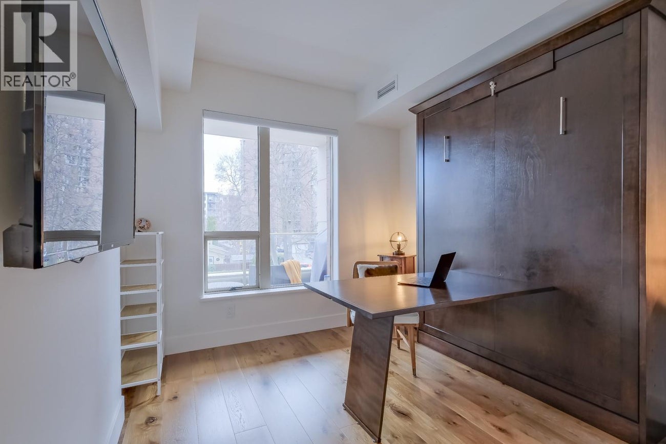 1160 Bernard Avenue Unit# 215 - Kelowna Single Family for Sale, 2 Bedrooms (10380948)# - 25