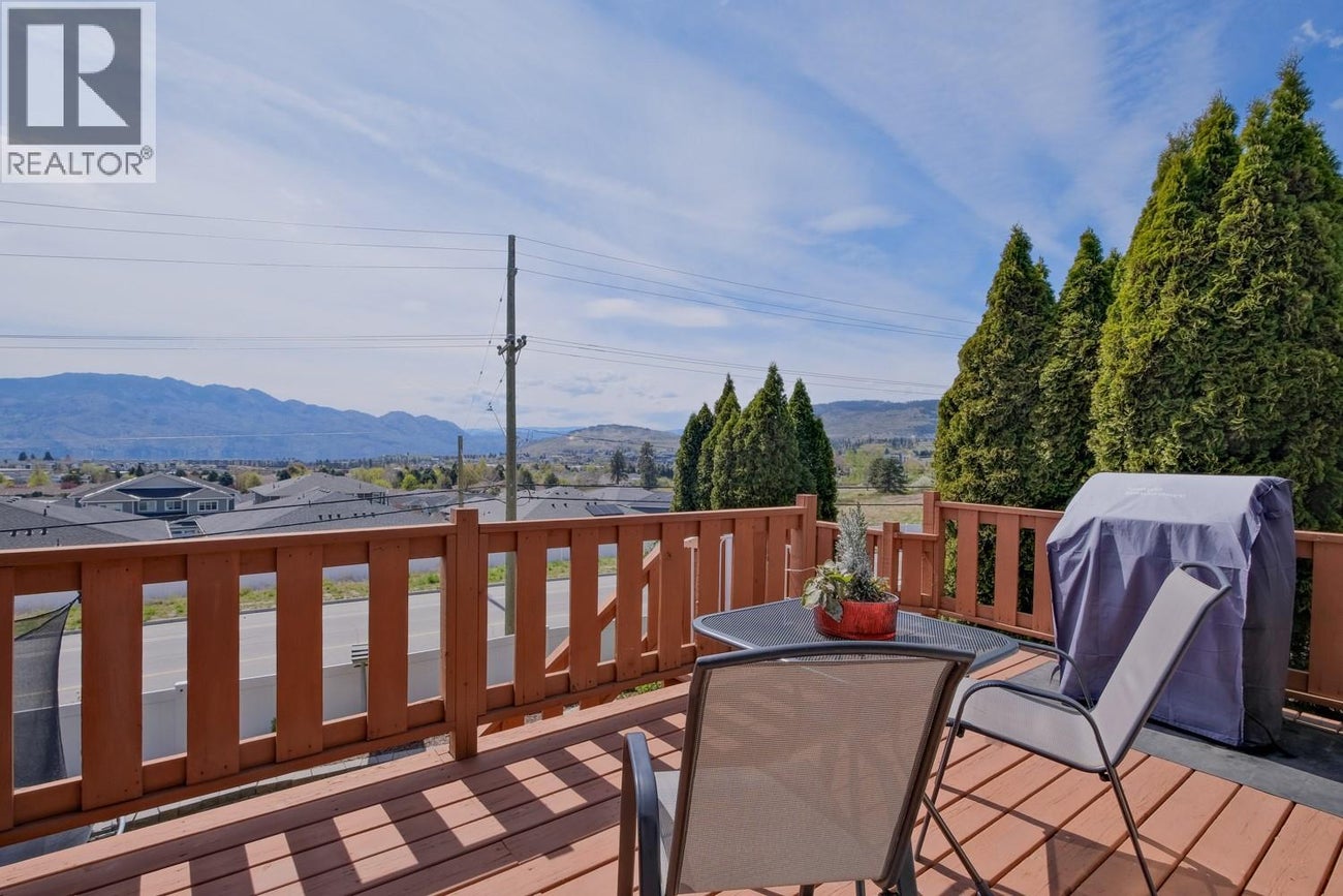 2440 Old Okanagan Highway Unit# 1114 - West Kelowna House for Sale, 3 Bedrooms (10384521)# - 29
