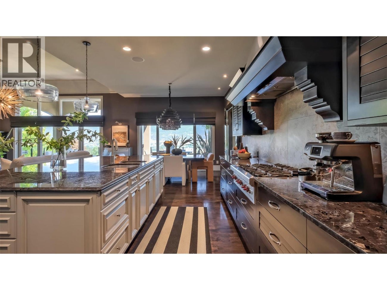 1749 Capistrano Drive - Kelowna House for Sale, 3 Bedrooms (10385473)# - 16