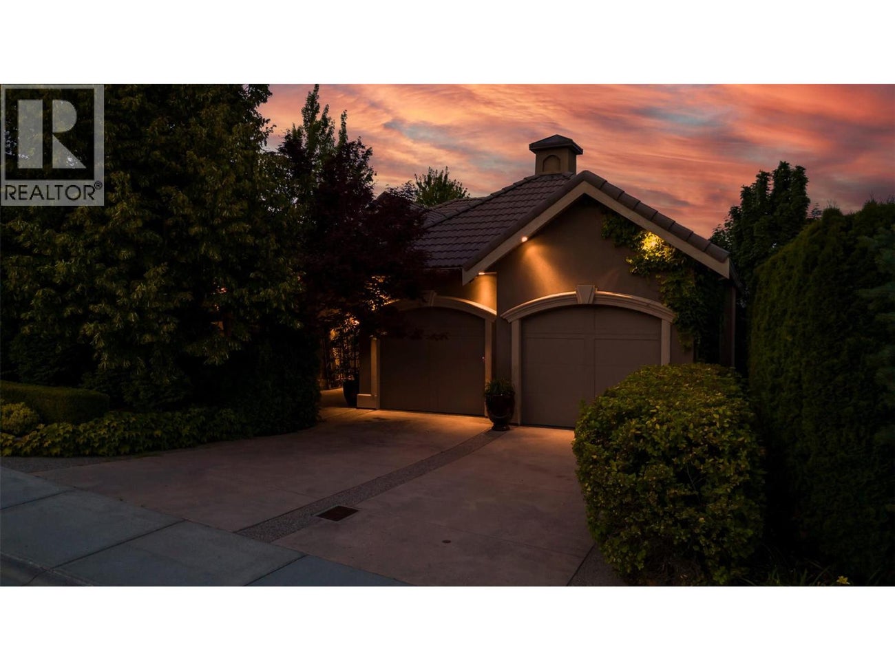 1749 Capistrano Drive - Kelowna House for Sale, 3 Bedrooms (10385473)# - 67
