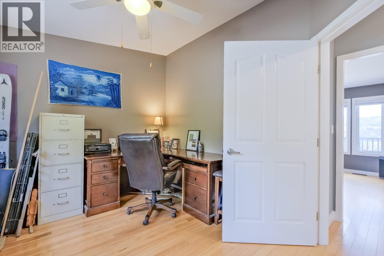 11420 Darlene Road - Lake Country House for Sale, 4 Bedrooms (10385737)# - 22