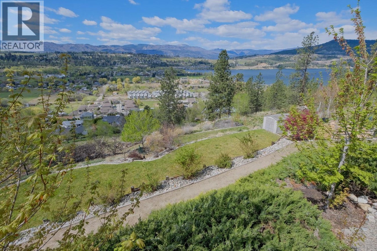 11420 Darlene Road - Lake Country House for Sale, 4 Bedrooms (10385737)# - 3