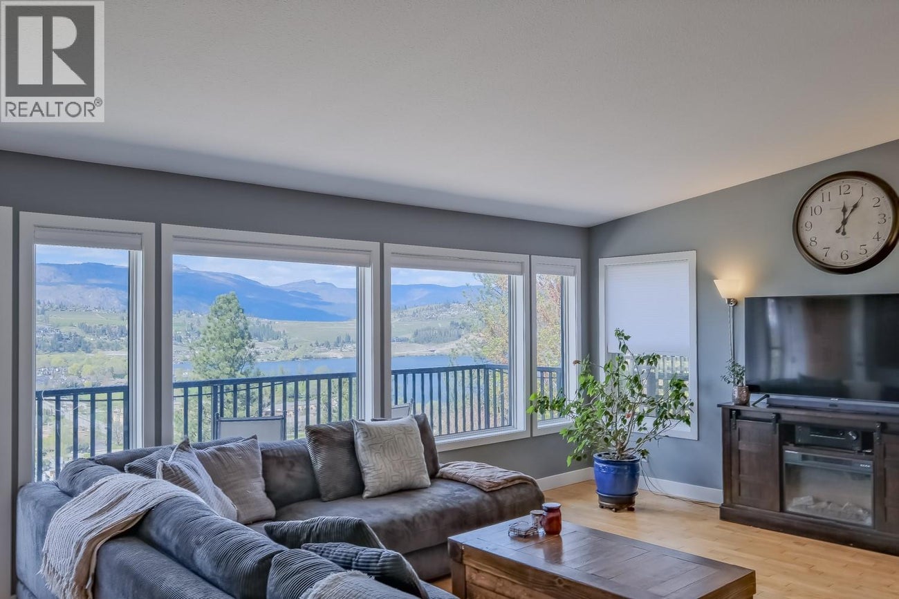11420 Darlene Road - Lake Country House for Sale, 4 Bedrooms (10385737)# - 8