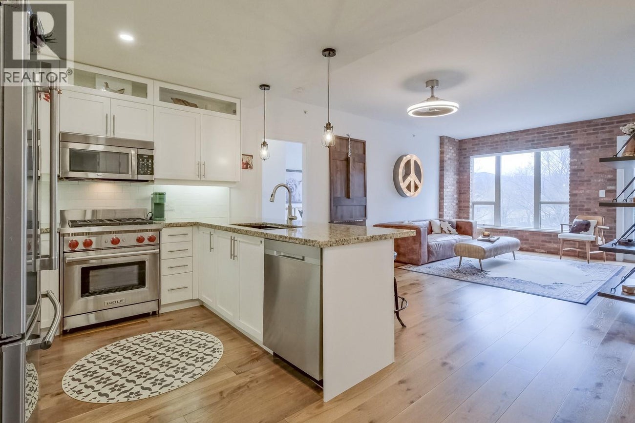 1160 Bernard Avenue Unit# 215 - Kelowna Apartment for Sale, 2 Bedrooms (10386545)# - 10 1160 Bernard Avenue Unit# 215 - Kelowna Apartment for Sale, 2 Bedrooms (10386545)# - 10
