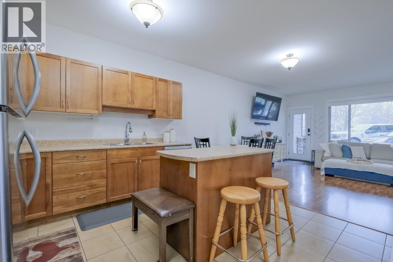 3350 Woodsdale Road Unit# 202 - Lake Country Apartment for Sale, 2 Bedrooms (10387234)# - 10