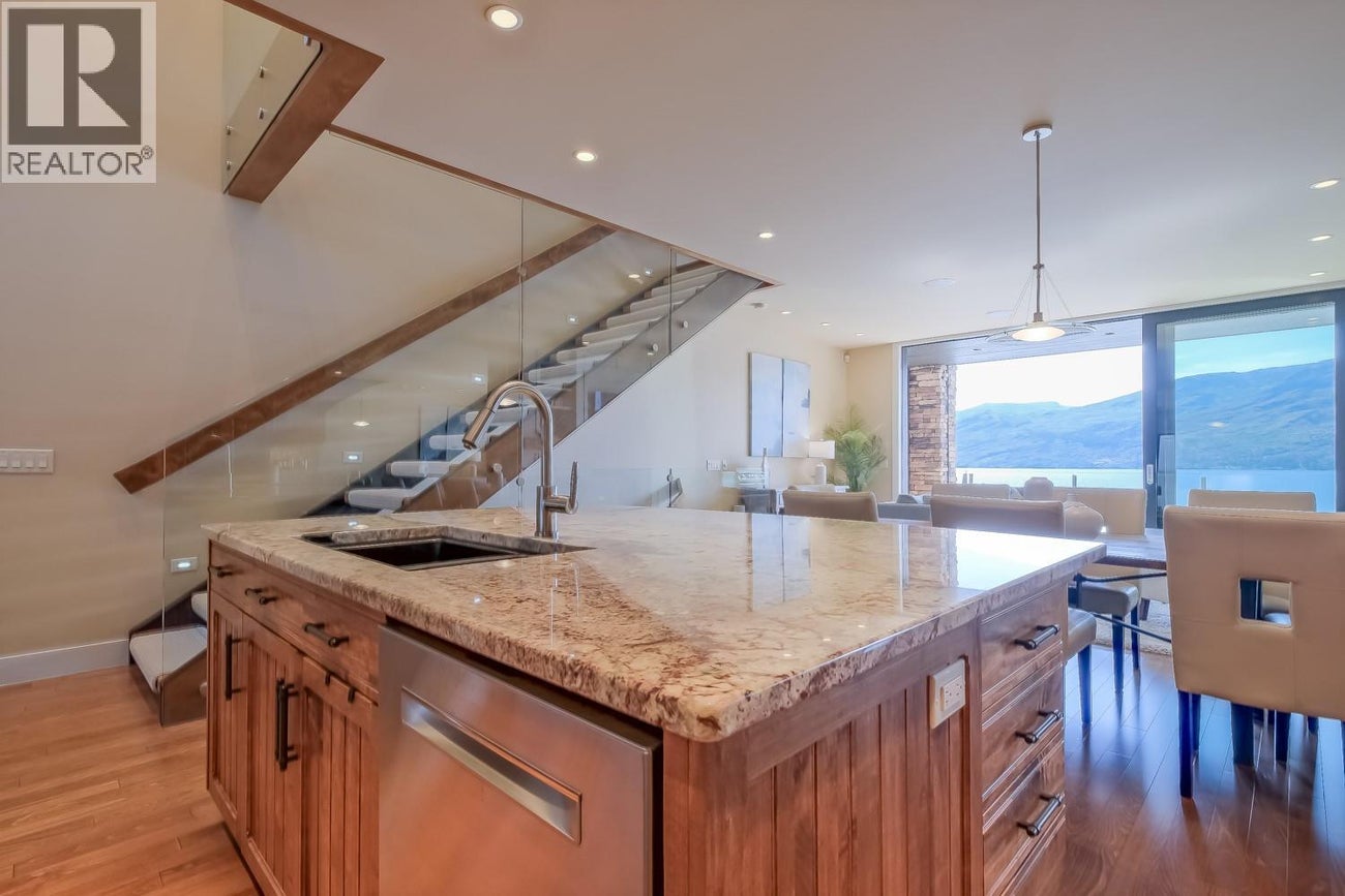 5235 Buchanan Road Unit# 1 - Peachland House for Sale, 3 Bedrooms (10387306)# - 13 5235 Buchanan Road Unit# 1 - Peachland House for Sale, 3 Bedrooms (10387306)# - 13