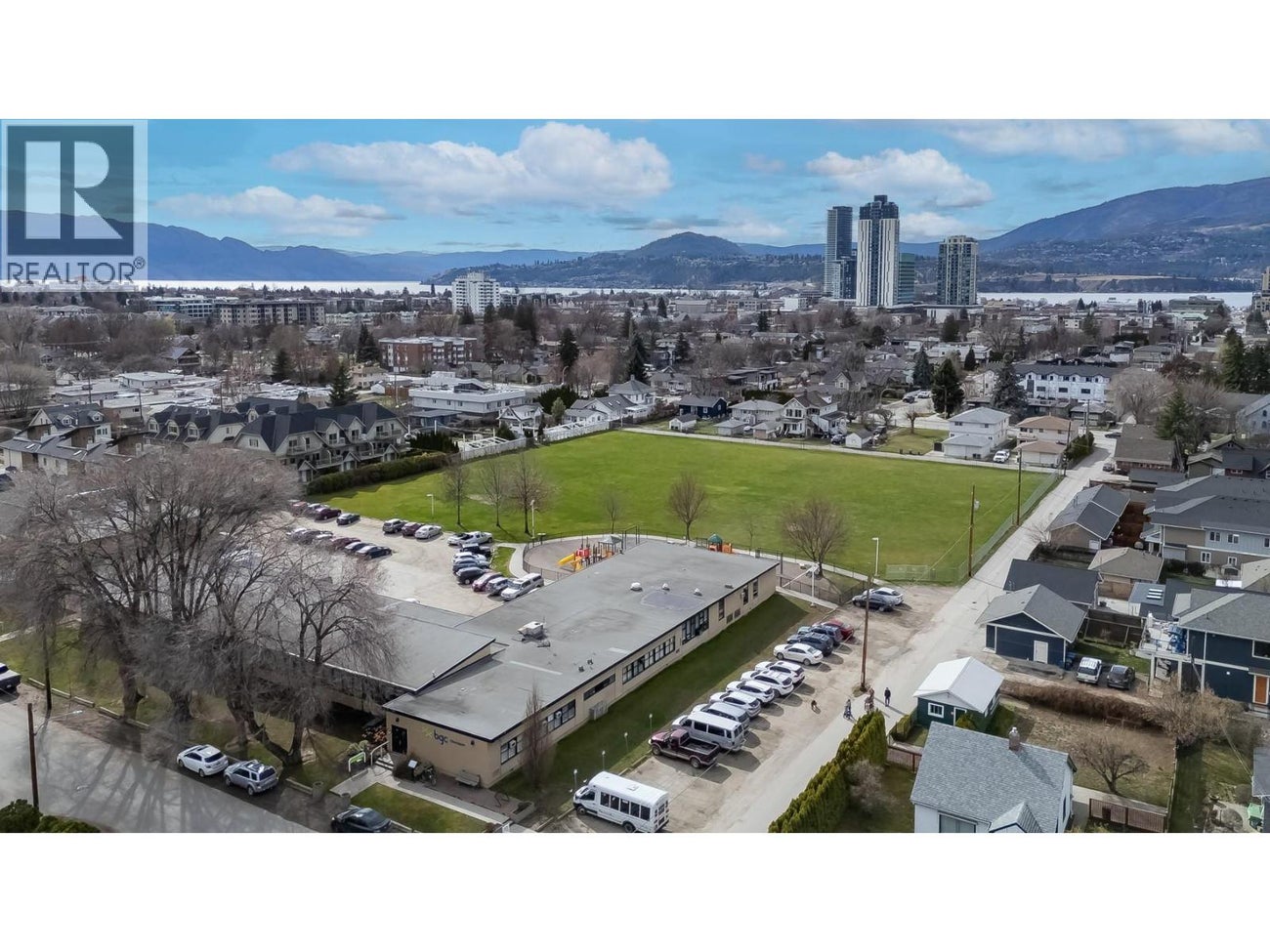 951 Stockwell Avenue - Kelowna Row / Townhouse for Sale, 3 Bedrooms (10390735)# - 21