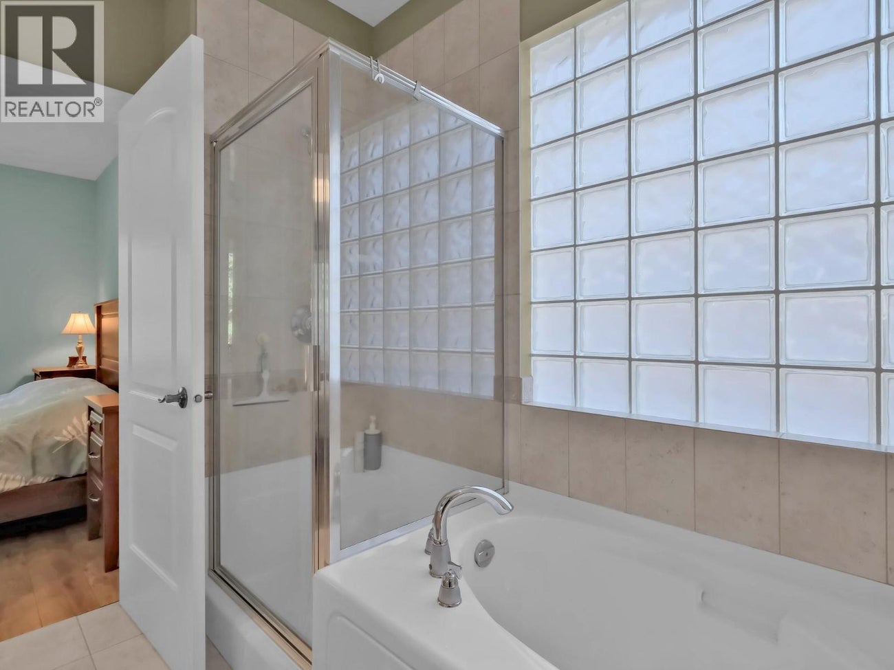 4432 Gallaghers Forest S - Kelowna House for Sale, 4 Bedrooms (10391119)# - 24