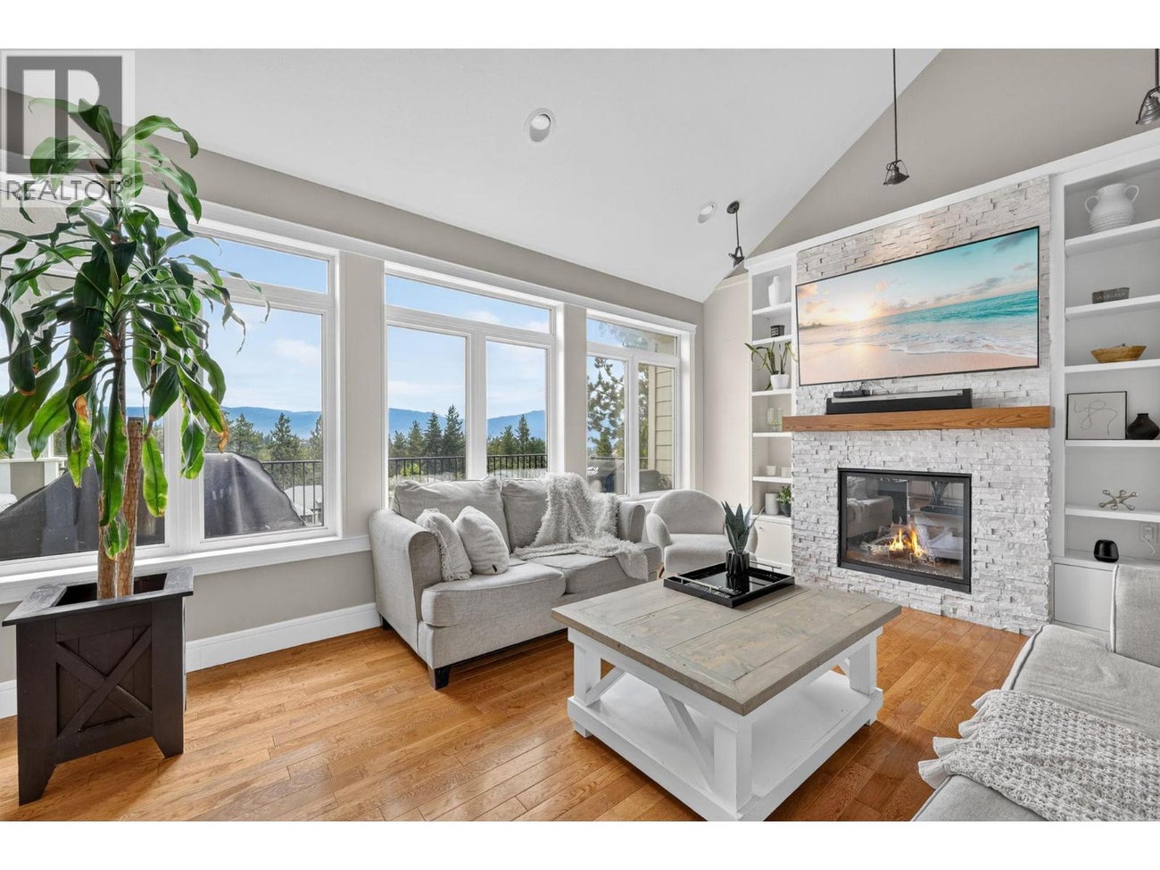 2417 Tallus Ridge Drive - West Kelowna House for Sale, 5 Bedrooms (10392243)# - 10