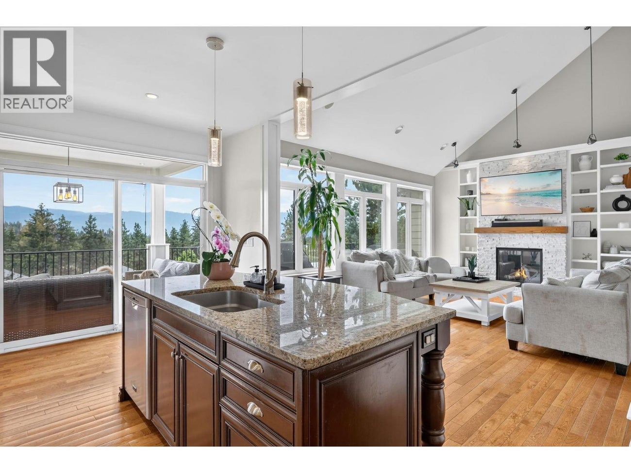 2417 Tallus Ridge Drive - West Kelowna House for Sale, 5 Bedrooms (10392243)# - 15