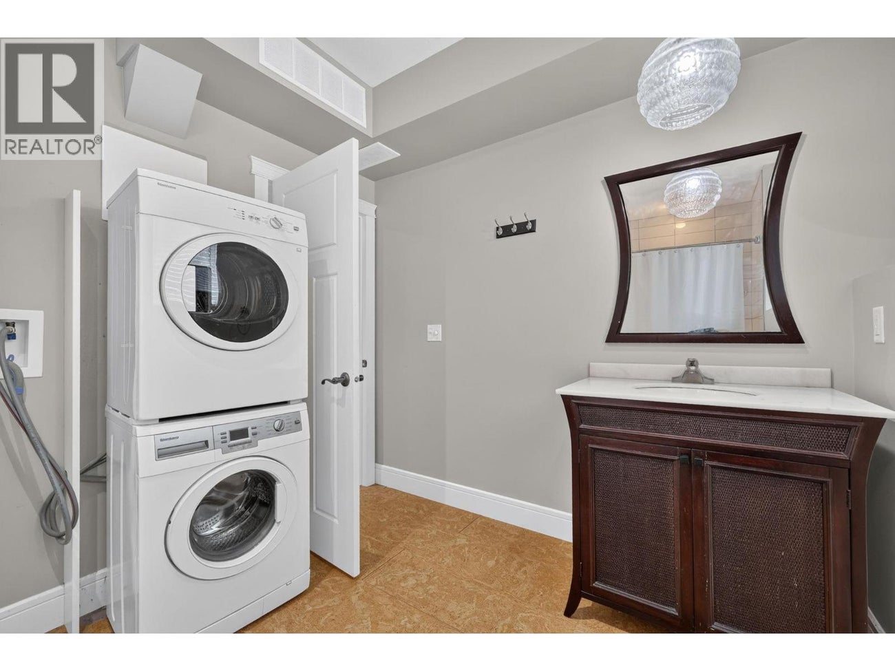 2417 Tallus Ridge Drive - West Kelowna House for Sale, 5 Bedrooms (10392243)# - 55