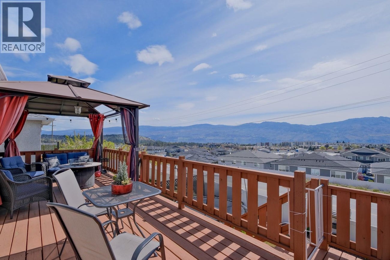 2440 Old Okanagan Highway Unit# 1114 - West Kelowna House for Sale, 3 Bedrooms (10393236)# - 4