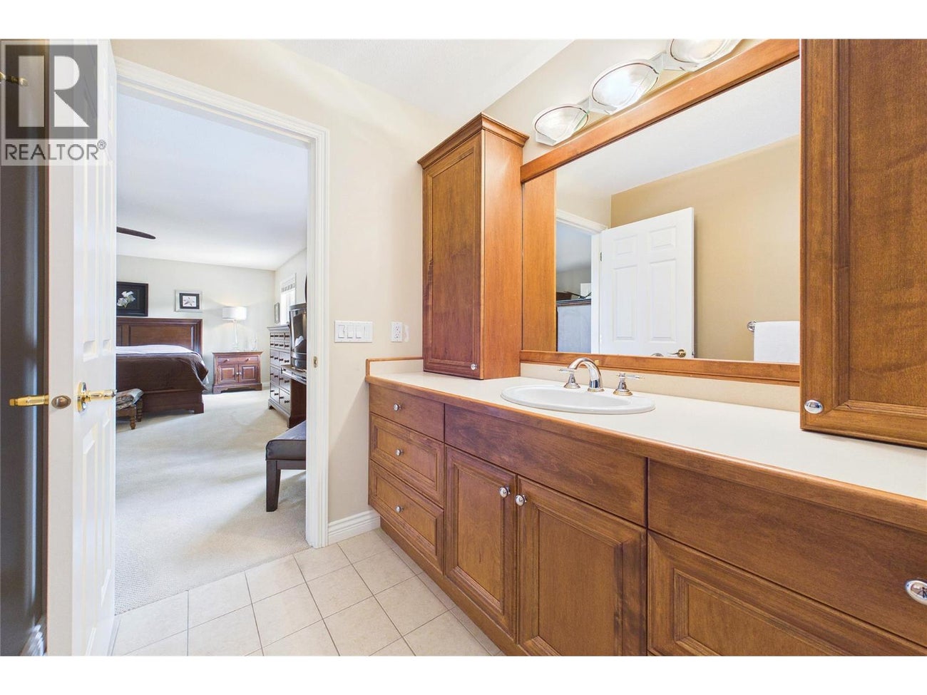 4335 Lysons Crescent - Kelowna House for Sale, 3 Bedrooms (10397339)# - 32