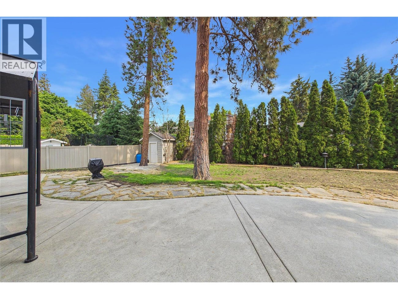 4335 Lysons Crescent - Kelowna House for Sale, 3 Bedrooms (10397339)# - 41