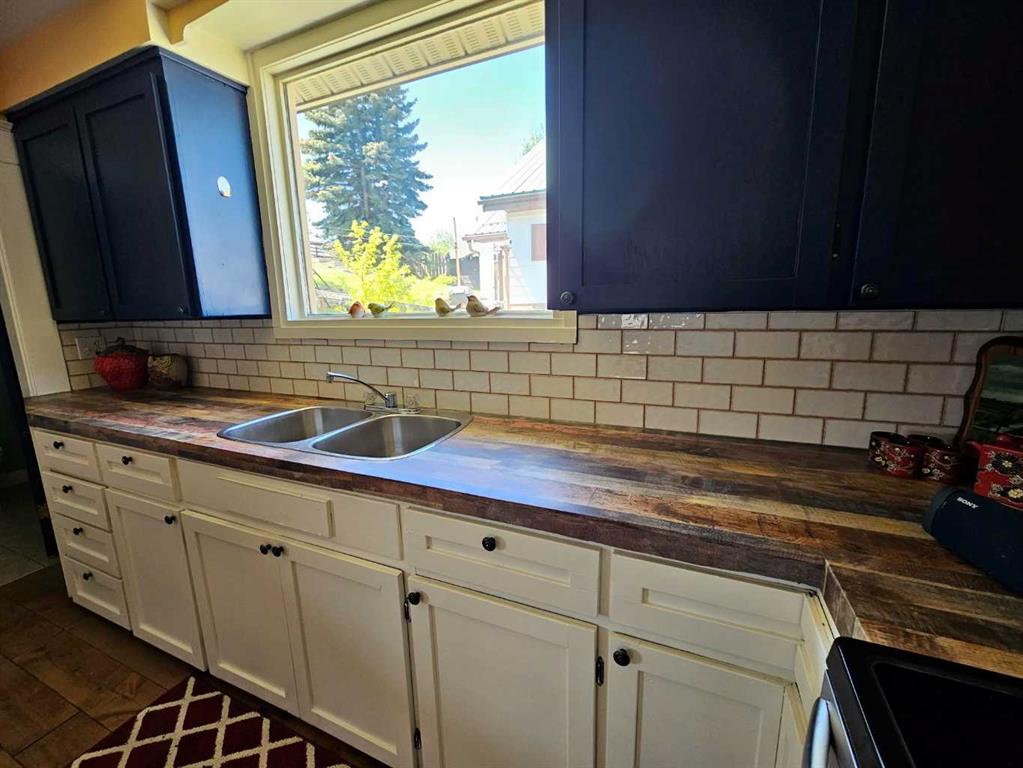 8114 22 Avenue  - Other Detached for Sale, 2 Bedrooms (A2226258) #6