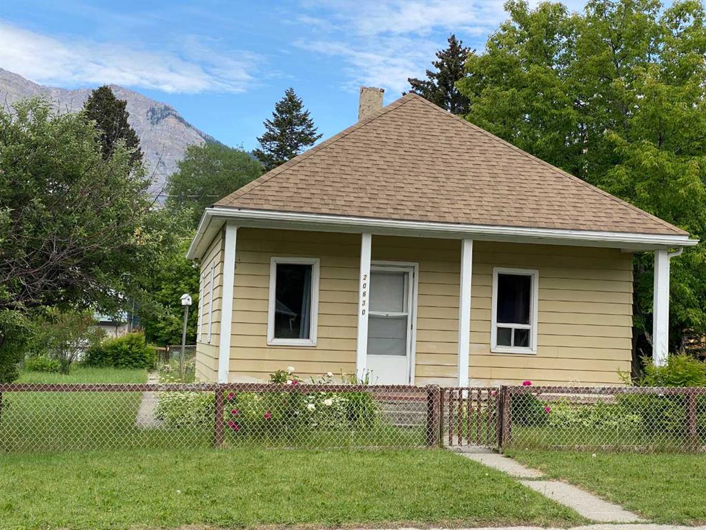 20630 25 Avenue  - Other Detached for Sale, 2 Bedrooms (A2233689) #1