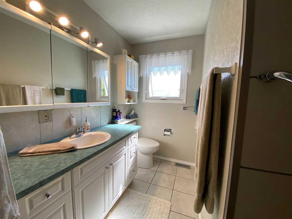 22613 8 Avenue  - Other Detached for Sale, 6 Bedrooms (A2244391) #22