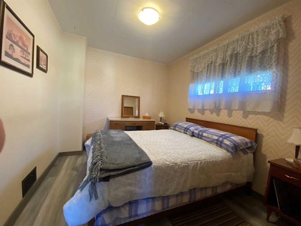 13014 18 Avenue  - Other Detached for Sale, 3 Bedrooms (A2258886)# - 13