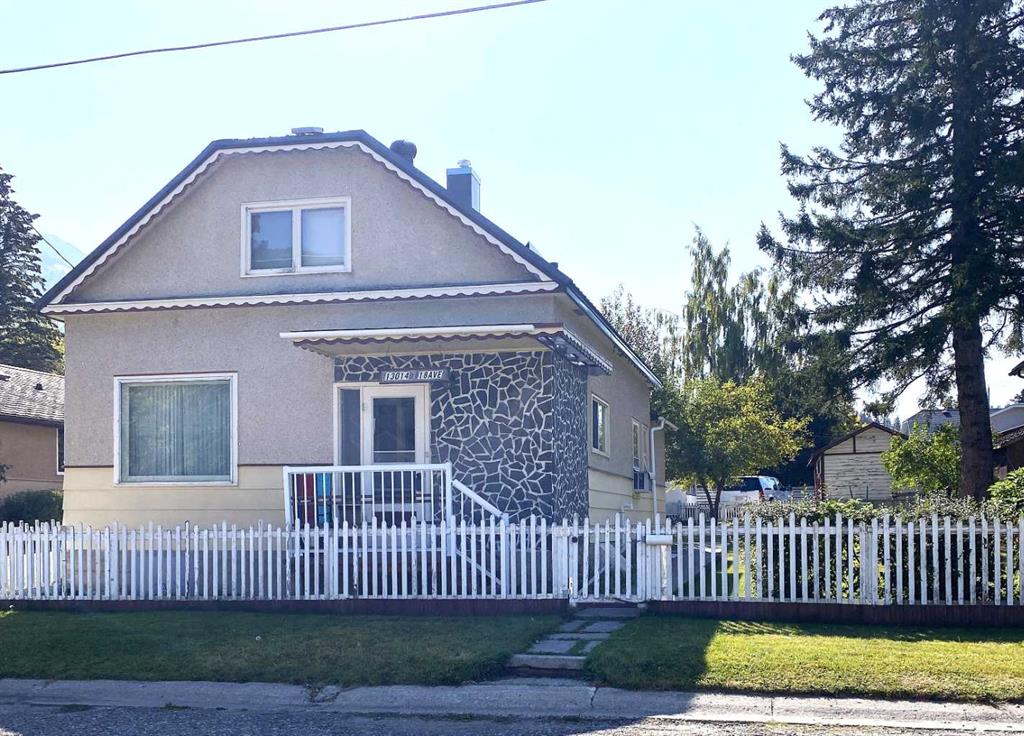 13014 18 Avenue  - Other Detached for Sale, 3 Bedrooms (A2258886)# - 1
