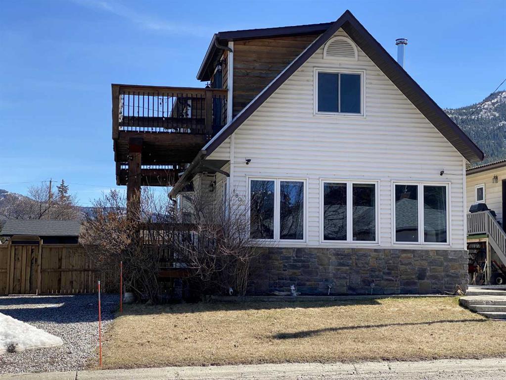 1809 129 Street  - Other Detached for Sale, 3 Bedrooms (A2299536)# - 2