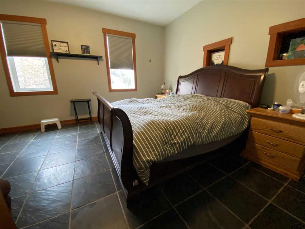 5302 19 Avenue  - Other Detached for Sale, 4 Bedrooms (A2300949)# - 14