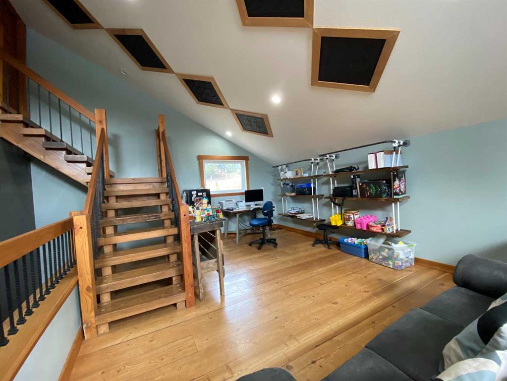 5302 19 Avenue  - Other Detached for Sale, 4 Bedrooms (A2300949)# - 21