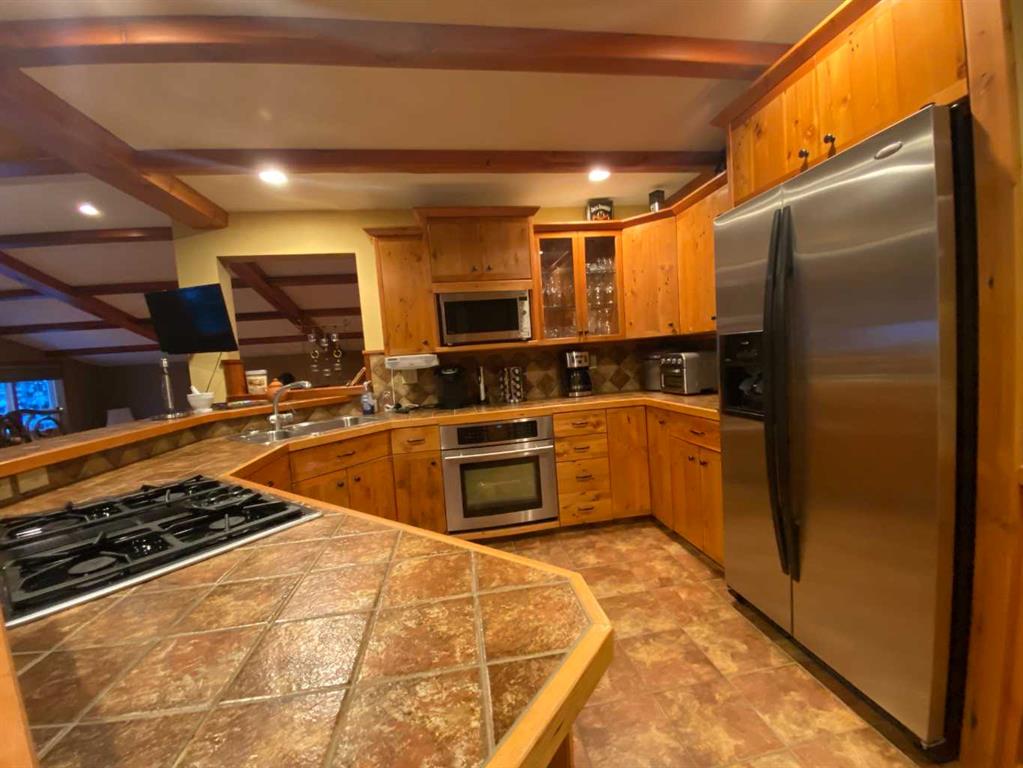 78 Barnaby View  - Castle Mountain Resort Detached for Sale, 5 Bedrooms (A2179732) #16