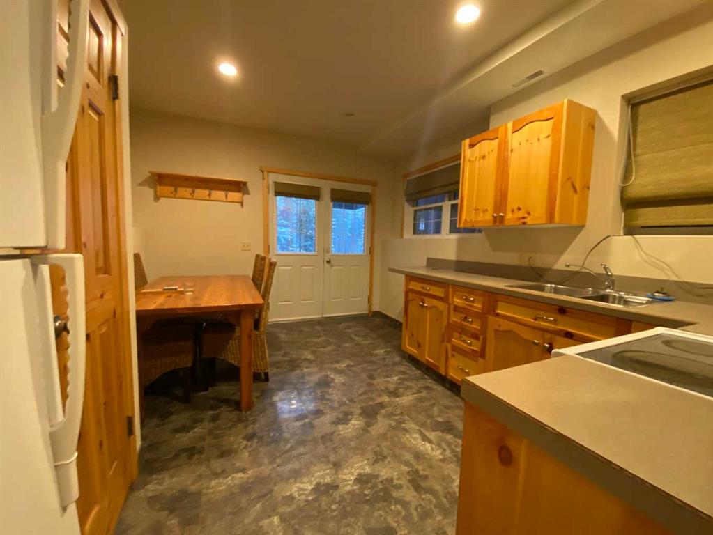78 Barnaby View  - Castle Mountain Resort Detached for Sale, 5 Bedrooms (A2179732) #38