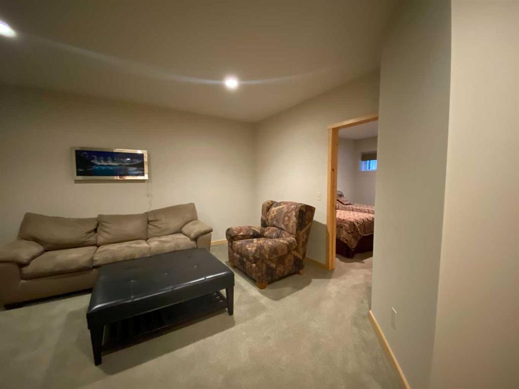 78 Barnaby View  - Castle Mountain Resort Detached for Sale, 5 Bedrooms (A2179732) #42