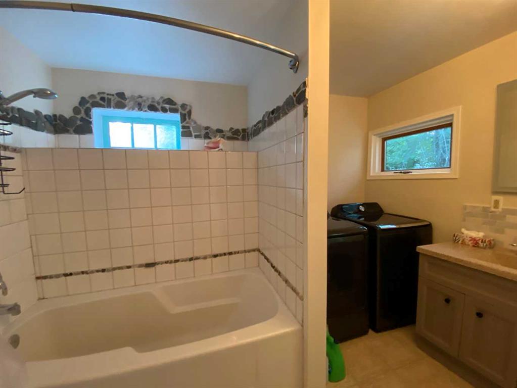 13009 18 Avenue  - Other Detached for Sale, 3 Bedrooms (A2202646)# - 14