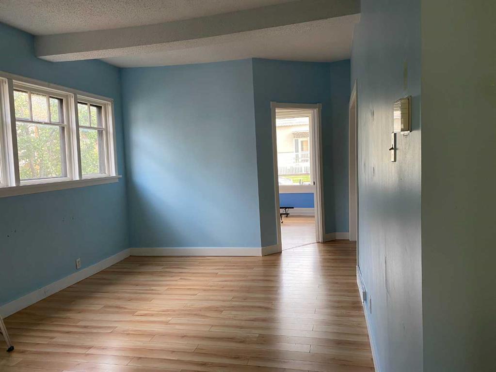 13009 18 Avenue  - Other Detached for Sale, 3 Bedrooms (A2202646)# - 8
