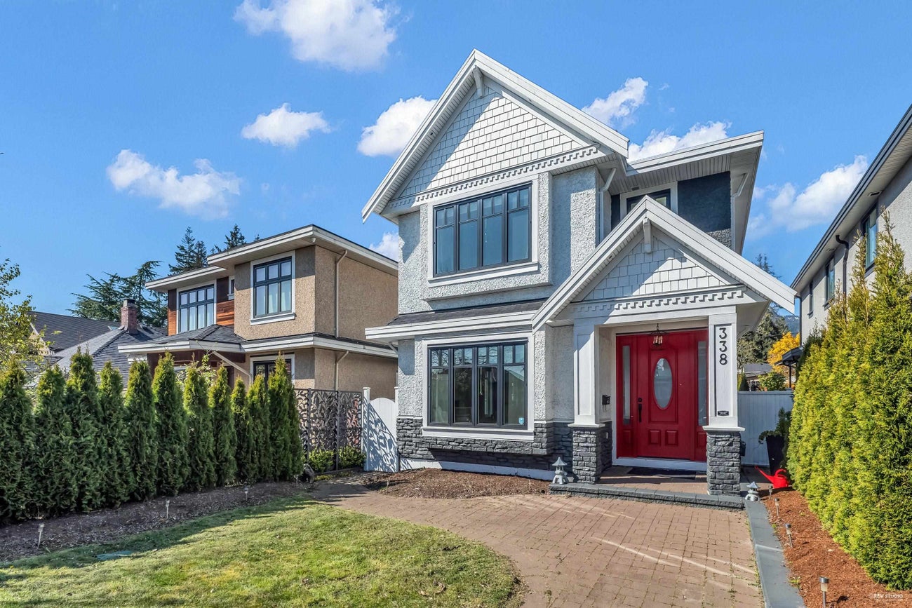 338 W 17th Street - Central Lonsdale Single Family Residence for Sale, 6 Bedrooms (R2984027) #1