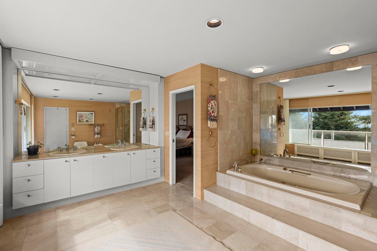 860 Fairmile Road - British Properties Single Family Residence for Sale, 5 Bedrooms (R3012896)# - 19 860 Fairmile Road - British Properties Single Family Residence for Sale, 5 Bedrooms (R3012896)# - 19