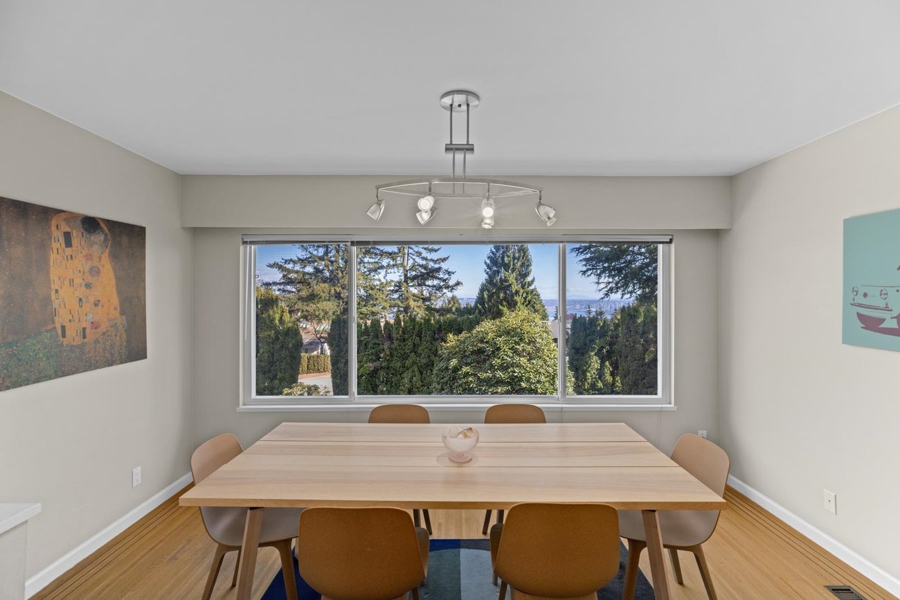 905 Greenwood Road - British Properties Single Family Residence for Sale, 4 Bedrooms (R3027198) #10