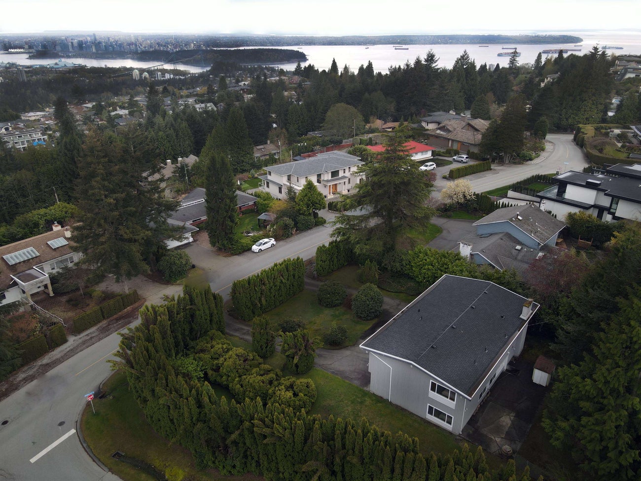 905 Greenwood Road - British Properties Single Family Residence for Sale, 4 Bedrooms (R3027198) #1