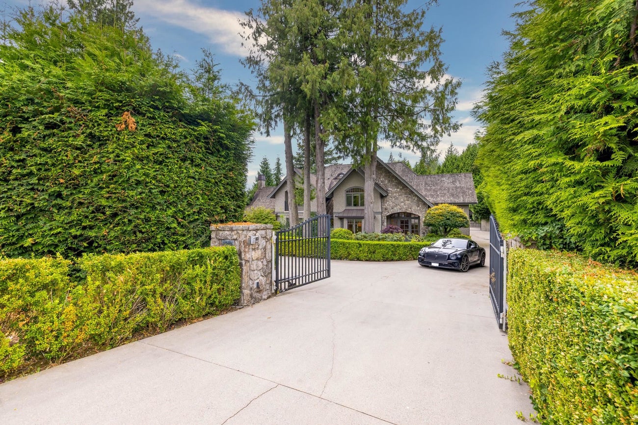 920 Pyrford Road - British Properties Single Family Residence for Sale, 6 Bedrooms (R3036076) #1