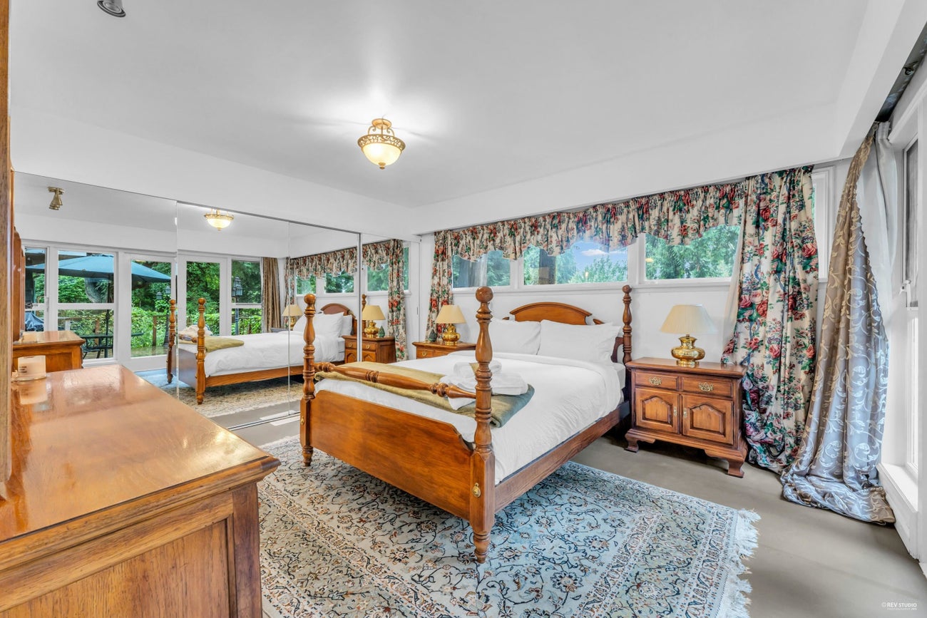 1372 Ottawa Avenue - Ambleside Single Family Residence for Sale, 6 Bedrooms (R3048139)# - 14