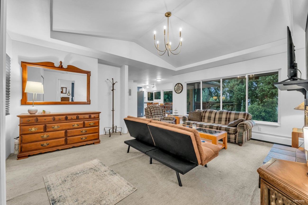 1372 Ottawa Avenue - Ambleside Single Family Residence for Sale, 6 Bedrooms (R3048139)# - 22