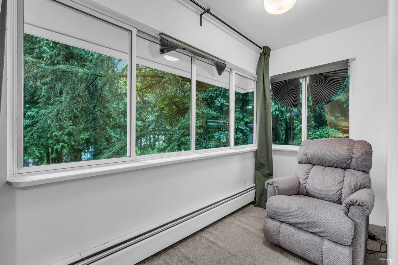 1372 Ottawa Avenue - Ambleside Single Family Residence for Sale, 6 Bedrooms (R3048139)# - 34