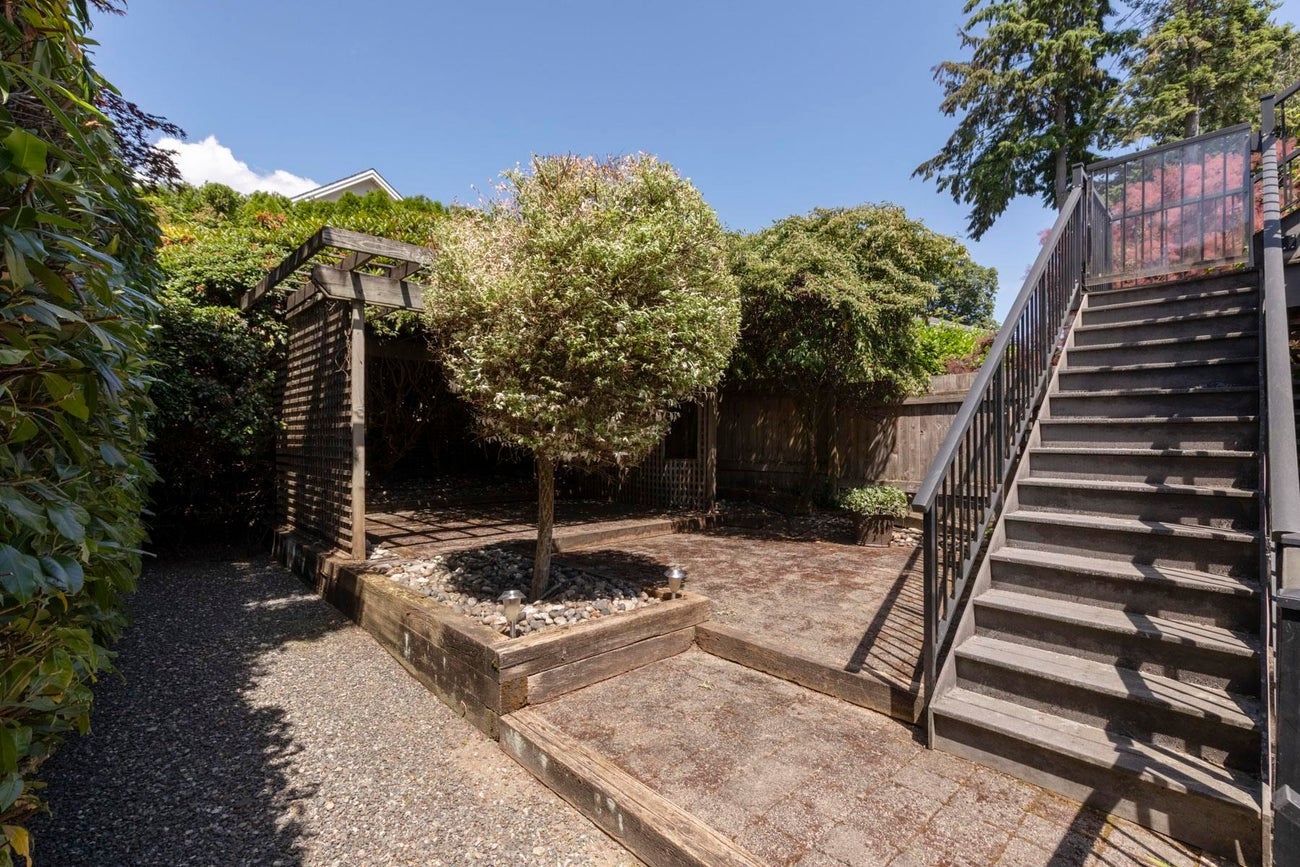 2319 Marine Drive - Dundarave Half Duplex for Sale, 3 Bedrooms (R3054330)# - 31