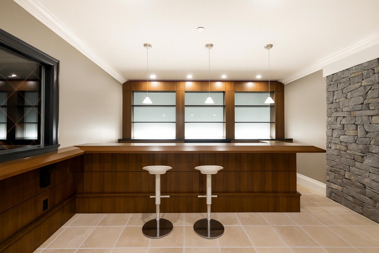 920 Pyrford Road - British Properties Single Family Residence for Sale, 6 Bedrooms (R3057114)# - 27