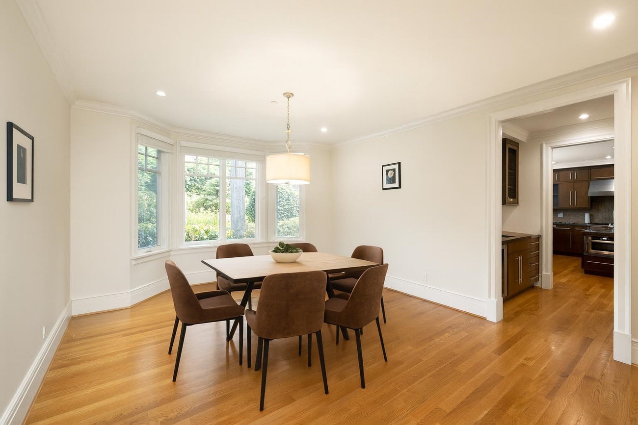 920 Pyrford Road - British Properties Single Family Residence for Sale, 6 Bedrooms (R3057114)# - 8