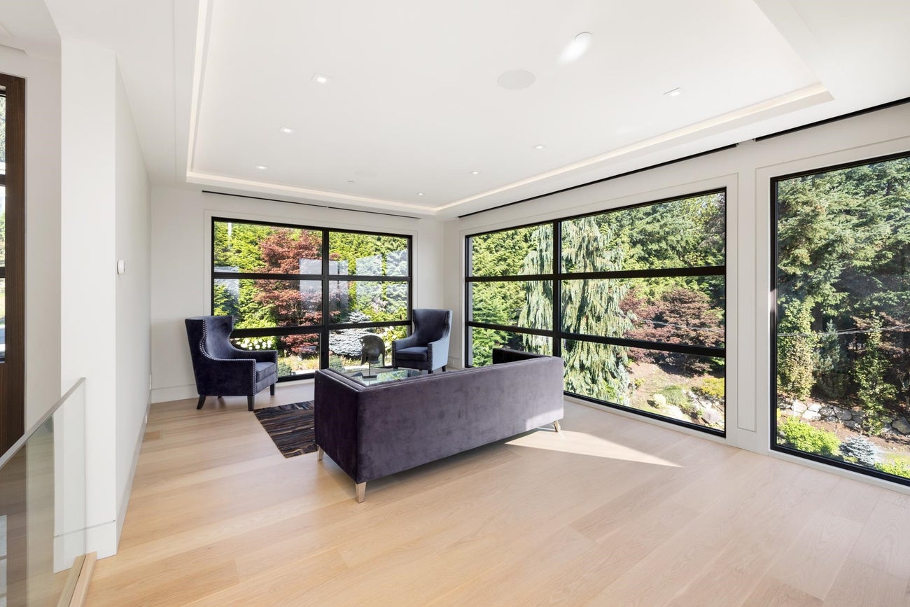 1050 King Georges Way - British Properties Single Family Residence for Sale, 6 Bedrooms (R3062065)# - 21