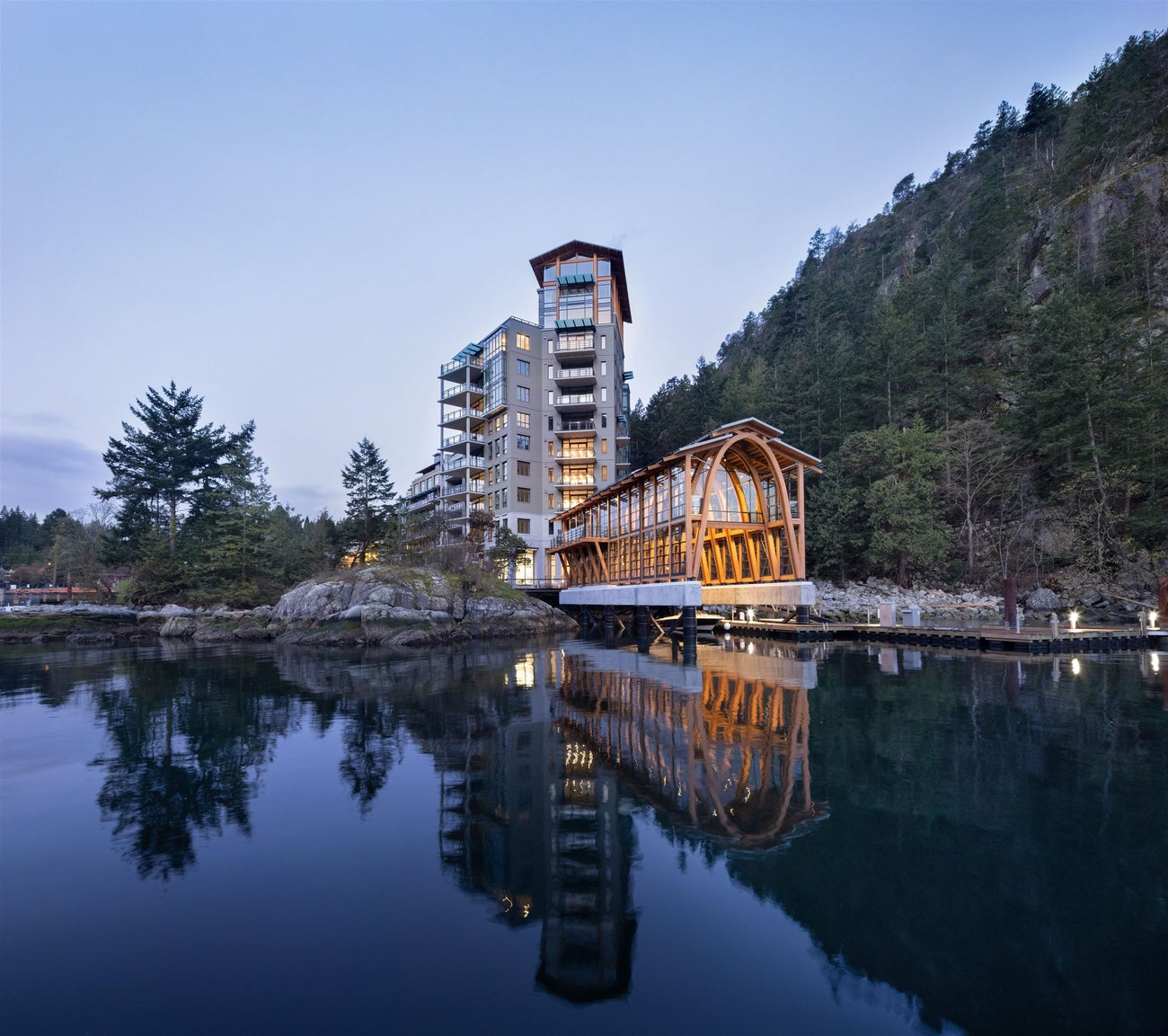 202 - 6691 Nelson Avenue - Horseshoe Bay WV Apartment/Condo for Sale, 2 Bedrooms (R3069749)# - 2