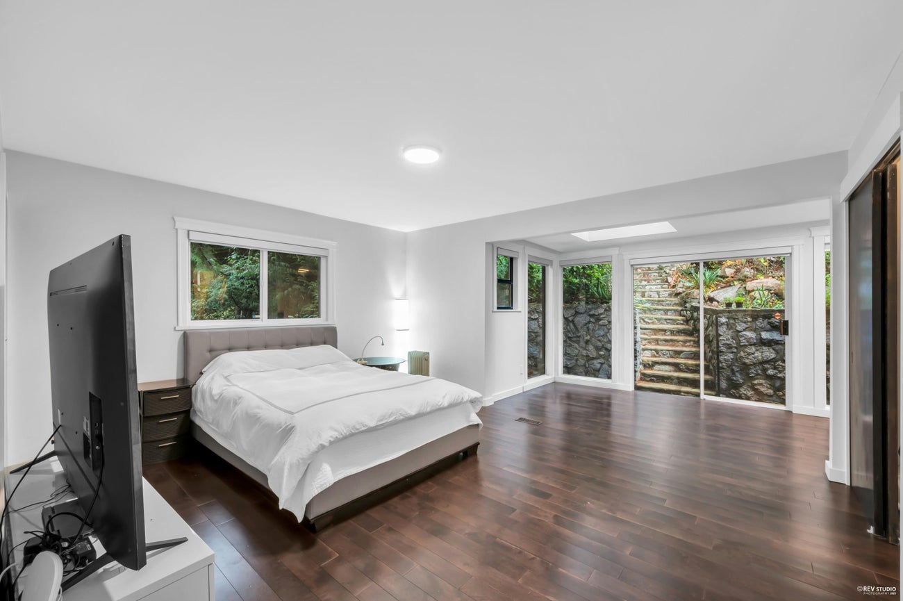 4066 Norwood Avenue - Upper Delbrook Single Family Residence for Sale, 5 Bedrooms (R3073925)# - 16 4066 Norwood Avenue - Upper Delbrook Single Family Residence for Sale, 5 Bedrooms (R3073925)# - 16