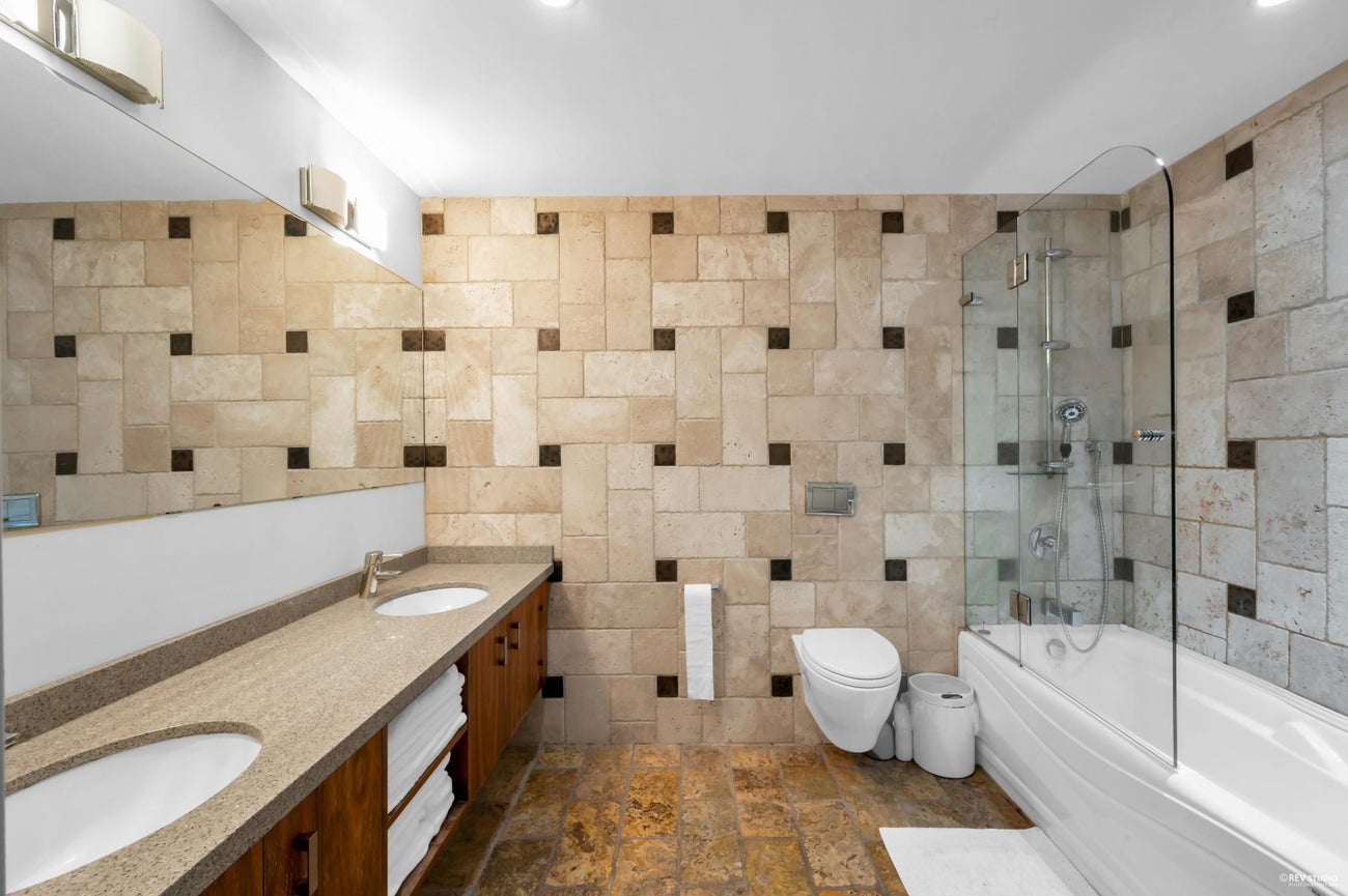 4066 Norwood Avenue - Upper Delbrook Single Family Residence for Sale, 5 Bedrooms (R3073925)# - 18 4066 Norwood Avenue - Upper Delbrook Single Family Residence for Sale, 5 Bedrooms (R3073925)# - 18