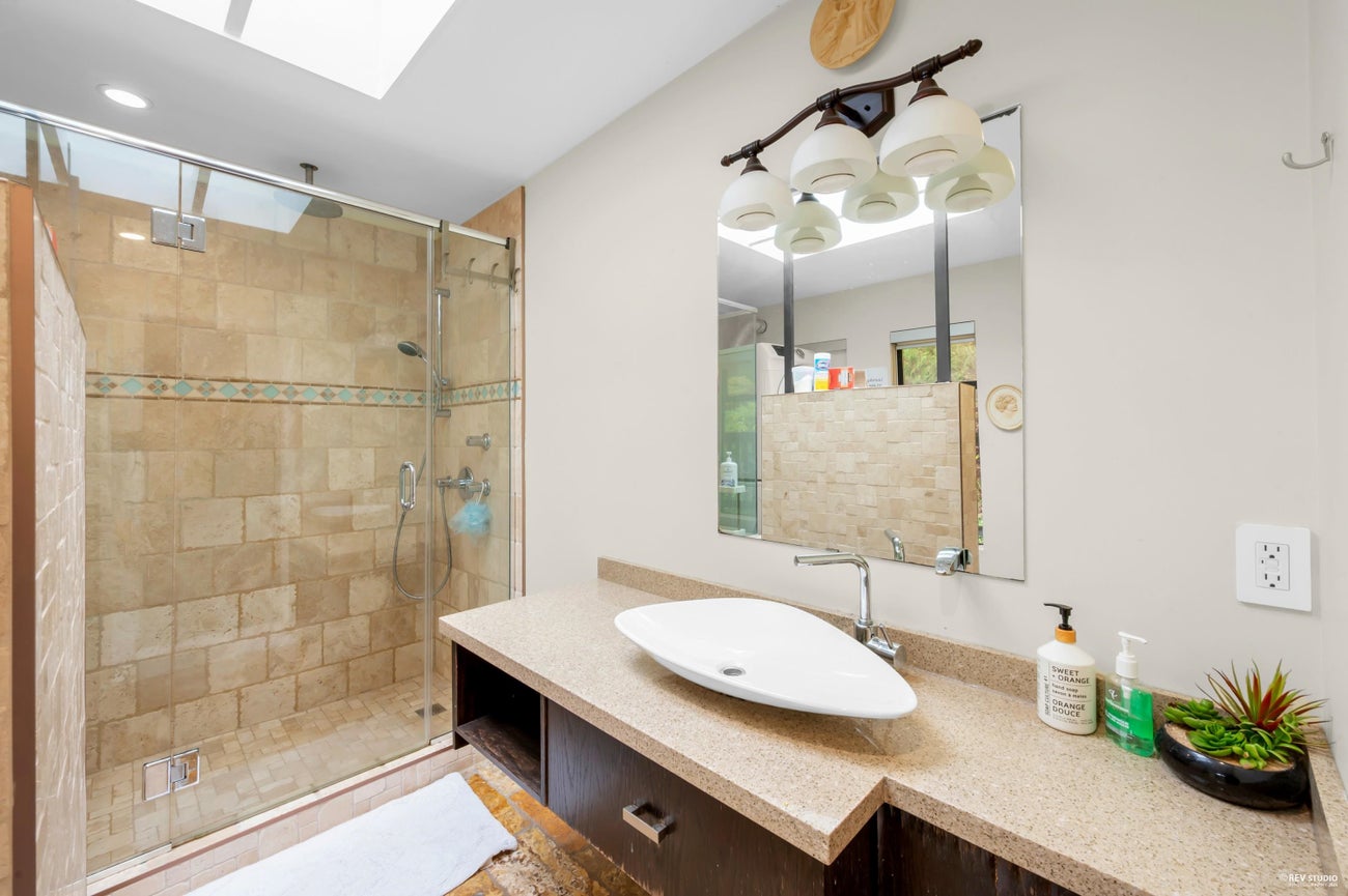 4066 Norwood Avenue - Upper Delbrook Single Family Residence for Sale, 5 Bedrooms (R3073925)# - 24 4066 Norwood Avenue - Upper Delbrook Single Family Residence for Sale, 5 Bedrooms (R3073925)# - 24